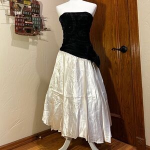 80s Zum Zum B&W Satin Prom Dress Asymmetrical Hem Bow